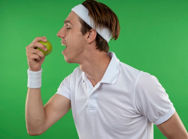 Nutrition for Tennis Players: Dietary Tips for Athletes